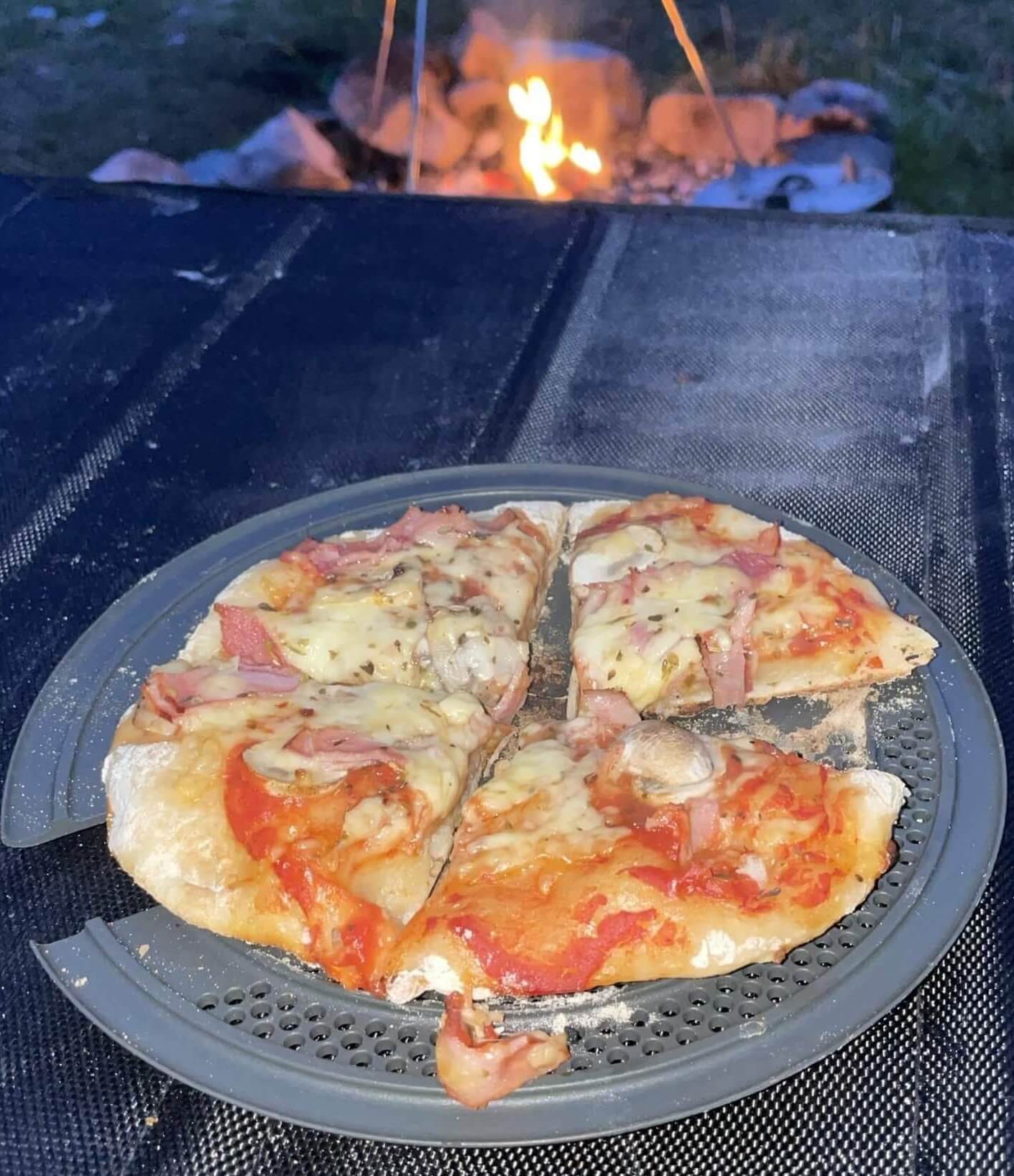 Campfire Pizza